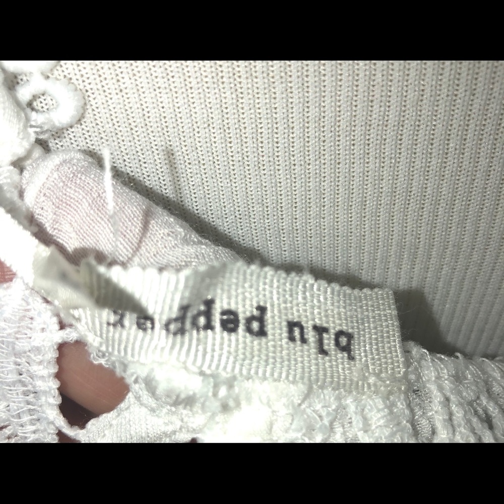 Lace top - Picture 4 of 4